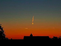 UFO oder Raketenstart gesichtet 02
